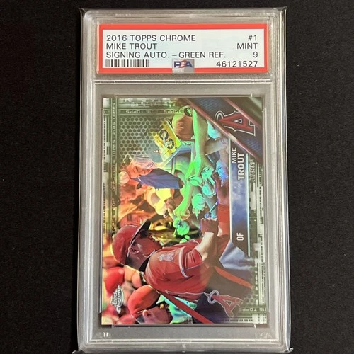 MIKE TROUT 2016 Topps Chrome Signing Photo Variation Green Refractor SP PSA 9 #1
