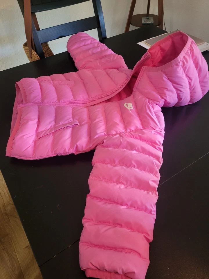 Chaqueta acolchada con capucha Nike para niños ROSA talla XS niñas 6-8 excelente estado envío gratuito Foto 4 de 4