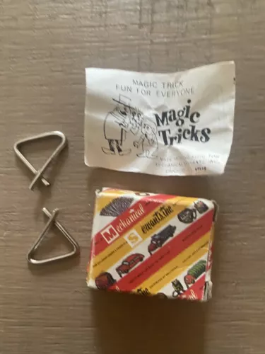 Vintage Mechanical Servants Vending Machine Magic Tricks Wire Puzzle Game #1588