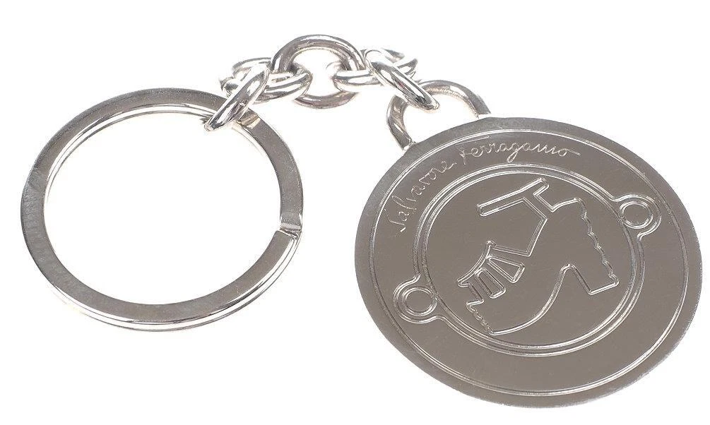 NEW SALVATORE FERRAGAMO FASHION MEDALLION PALLADIUM KEYCHAIN KEY HOLDER