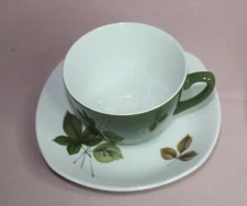 MIDWINTER STYLECRAFT CUP & SAUCER RIVERSIDE BY JOHN RUSSEL Fashion Shape GREEN