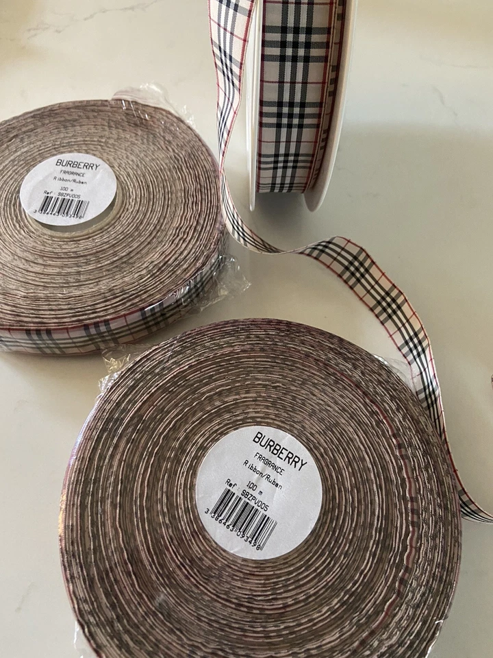 Authentic Burberry NOVA Check Plaid Ribbon 1"W   Roll Lot 100 Yard NEW Rare HTF - Image 2 of 3