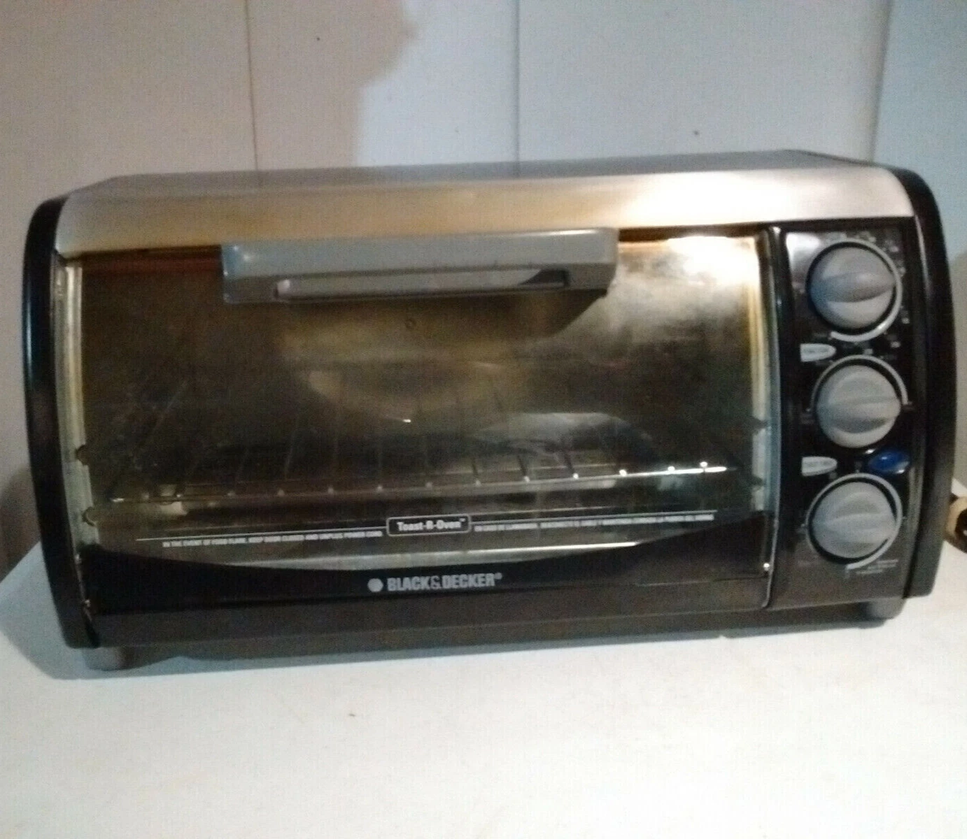 Black & Decker Toast-R-Ovev Countertop 4 Slice Toaster Oven Wire Rack Black