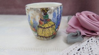 Single James Kent Ltd Yellow Crinoline Lady Standard Egg Cup No.3087. VGC