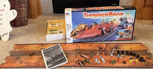 Vintage 1986  Thunder Road  The Ram And Wreck Game Milton Bradley Complete