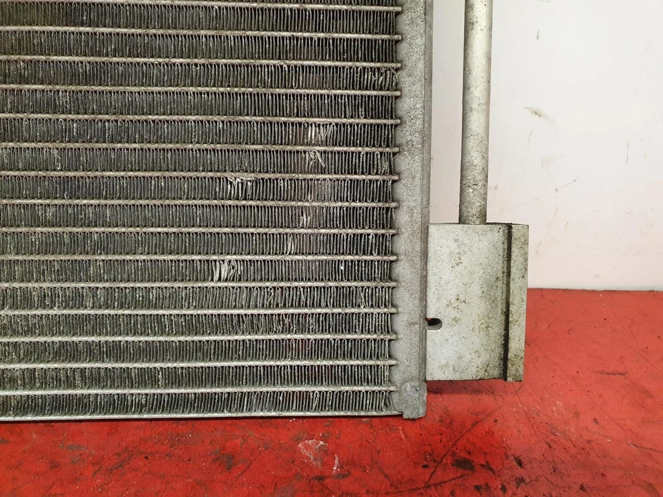 VAUXHALL ADAM MK1 2015 AIR CON CONDENSER 1.2L PETROL A12XEL 95530541 - Image 3 of 4