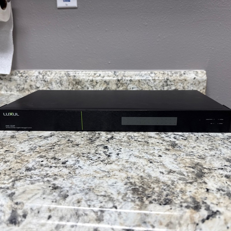 Luxul AMS-2624P AV Series 26-Port/24 PoE+ Gigabit Managed Switch Untested 