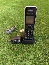 Panasonic KX TGA680 Cordless Phone Handset w/Charging Dock PNLC1040  Batteries
