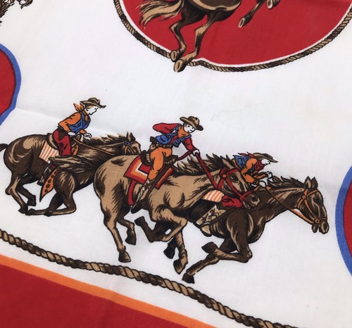 De Colección Bandana Bufanda Máscara Vaquero Caballos Bronco Botas Sombreros Mezcla de Algodón Rojo Hecho en EE. UU. - Imagen 4 de 11