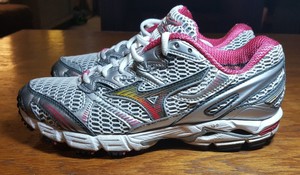 mizuno wave rider 12