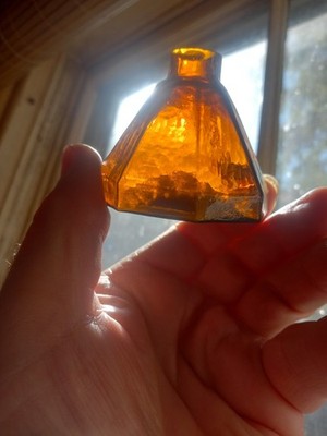 STODDARD OR KEENE OPEN PONTILED UMBRELLA INKWELL OLIVE AMBER W/ODD LIP - MINT???