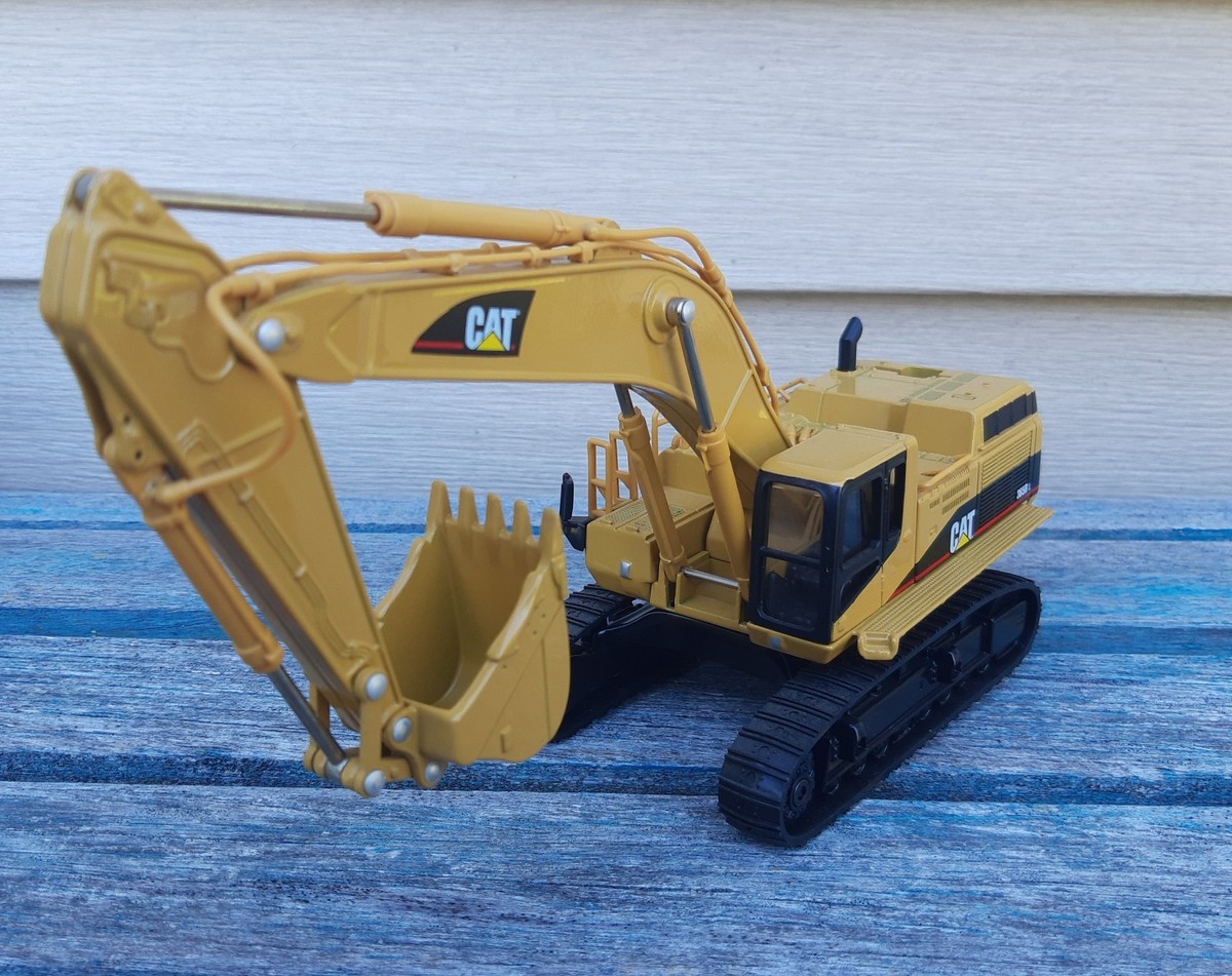 CAT 365B L Series II Excavator 1:50 Track Hoe Mining Pit Diecast