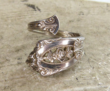 Vintage Wallace Rose Point Sterling Silver Spoon Ring
