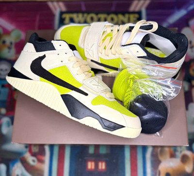 Travis Scott x Jordan Jumpman Jack TR Bright Cactus