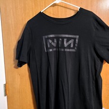 nine inch nails shirt xl