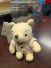 BNWT - Classic Pooh 8" The Disney Store Mini Bean Bag Plush Winnie the Pooh