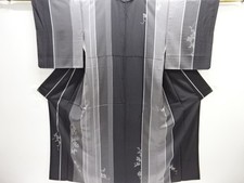 7683956: JAPANESE KIMONO / HOMONGI / EMBROIDERY / STRIPE