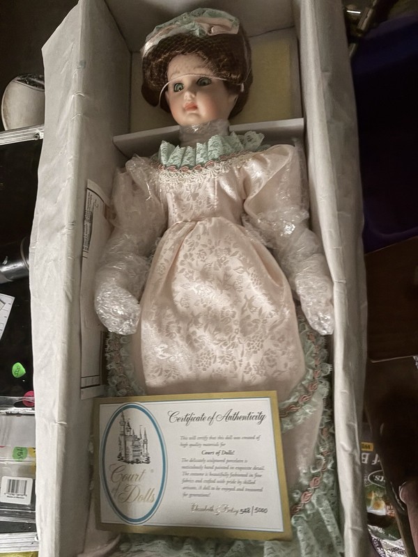Court Of Dolls Porcelain Doll  Elizabeth &Betay With Certificate Pictured