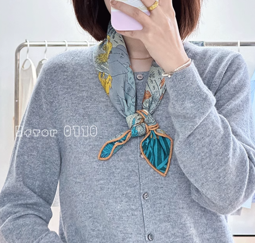 70% Cashmere 30% Silk Double-Sided Printed Animal Carnival Square Wrap Shawl 25 Inch