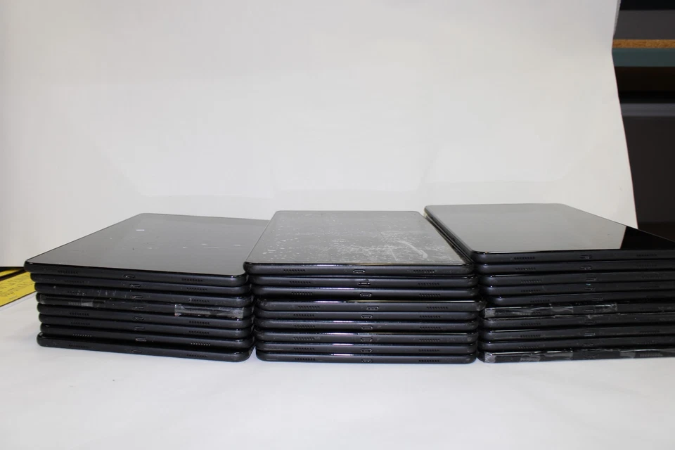 LOTE DE 27 VERIZON SAMSUNG GALAXY TAB A SM-T597V 10.5" NEGRO PARA REPUESTOS/REPARACIÓN Foto 2 de 4