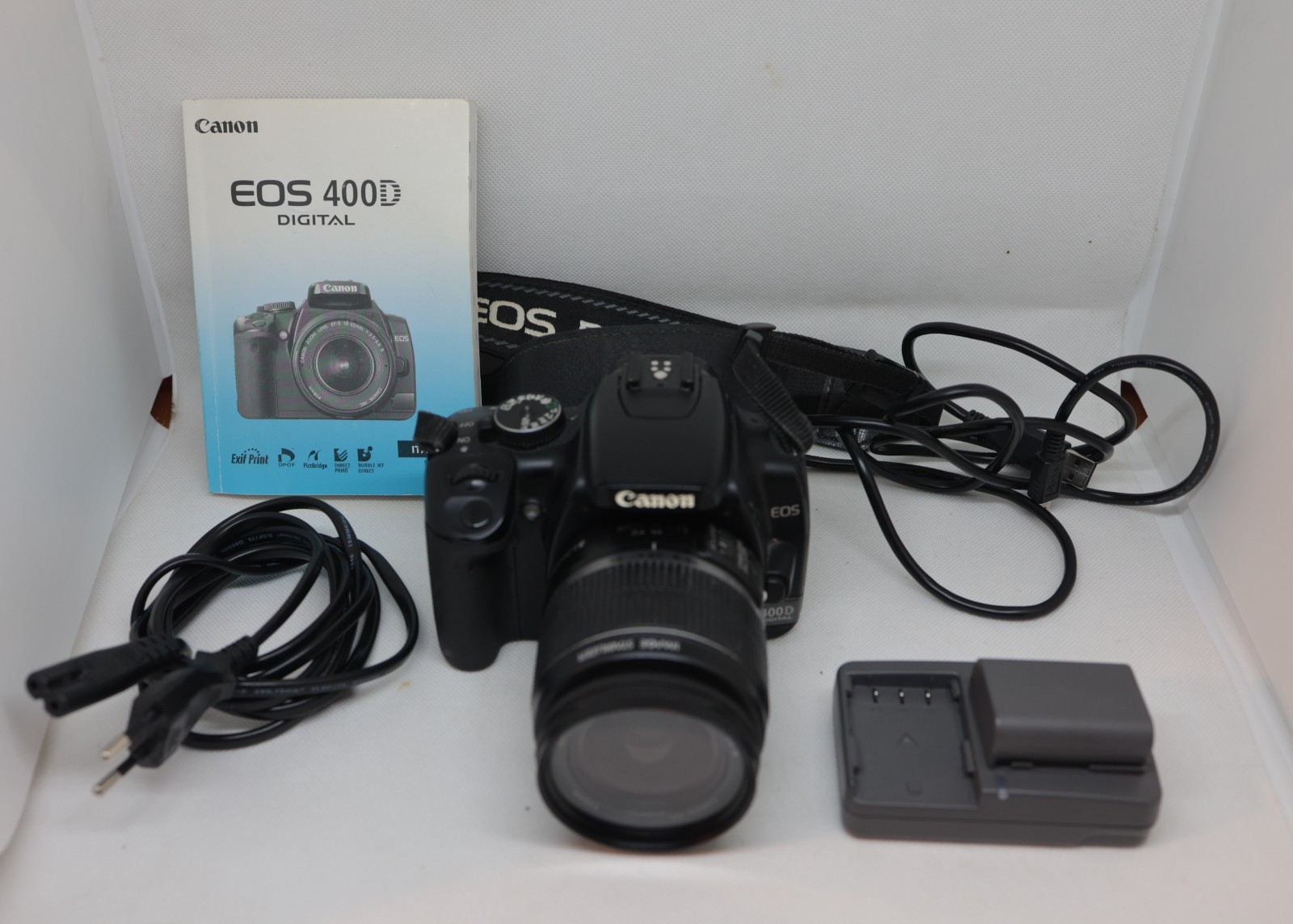 Canon EOS 400D + Canon EF-S 18-55