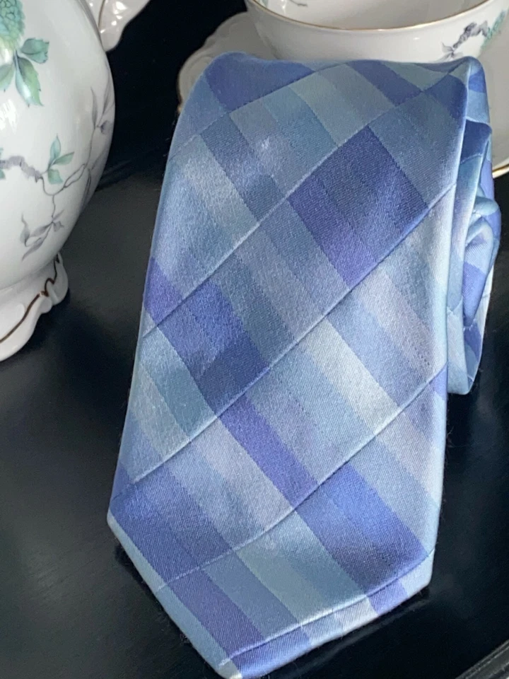 DUCHAMP LONDRES INGLATERRA AZUL GEOMÉTRICO SEDA GUAPO CORBATA CUELLO Foto 4 de 4