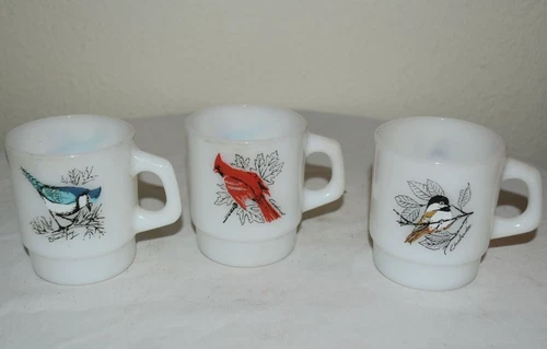 3 Vintage FIRE KING ANCHOR Hocking Mid century Cardinal BIRDS COFFEE Cups Mugs