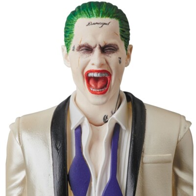 MAFEX THE JOKER（SUITS Ver.） s-l400.jpg
