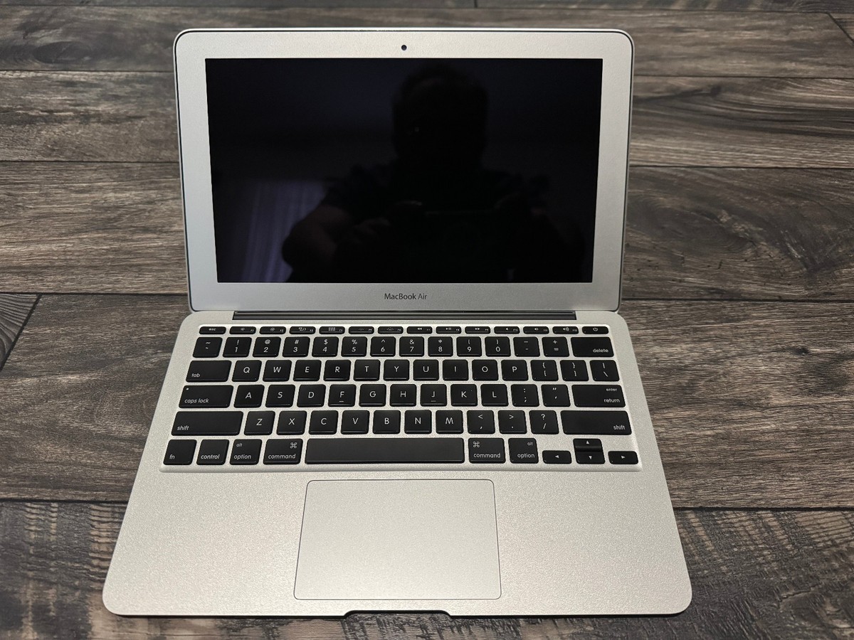 Apple MacBook Air 11.6