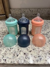 Boon Nursh Silicone Baby Bottles   Set of 3   2 New, 1 Used Once   8oz