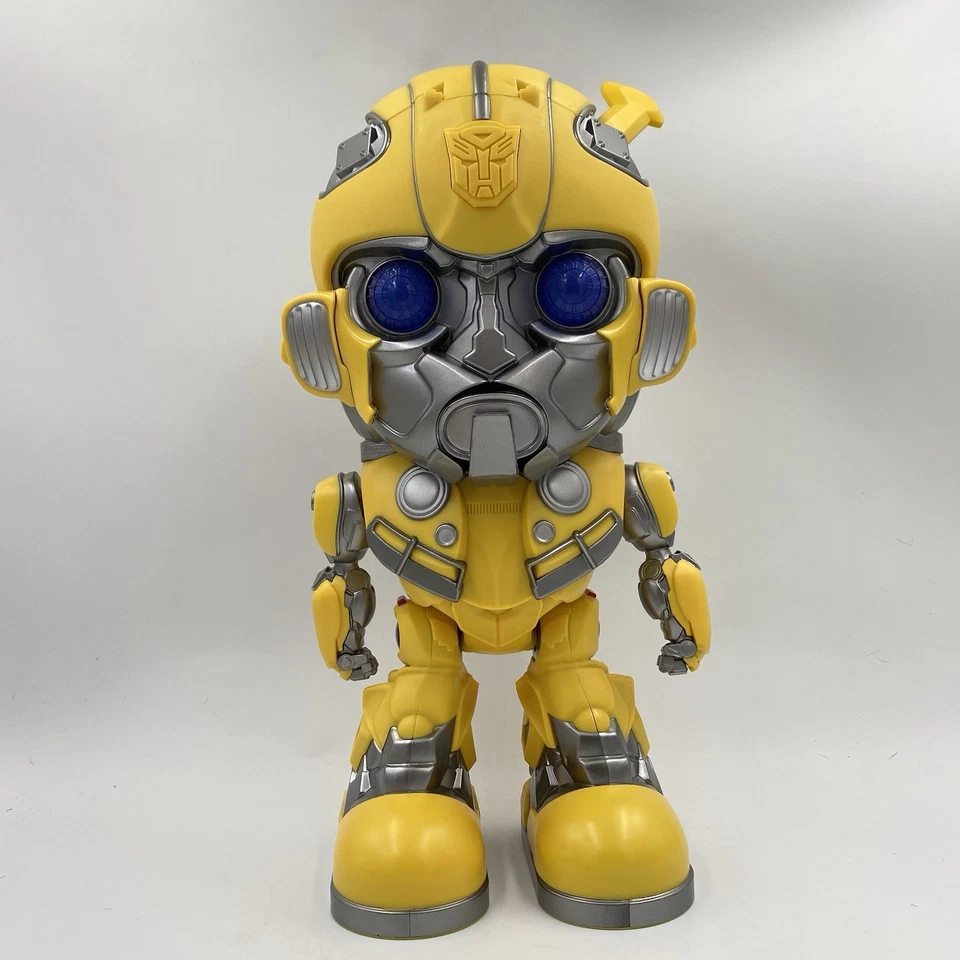 Transformers BUMBLEBEE POPCORN BUCKET Light-Up Action Figure Universal Studios. - Image 2 of 4