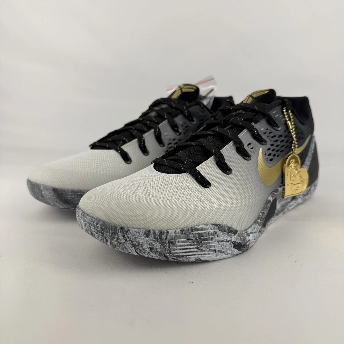 k*k様 Nike Kobe 9 EM protro Nike Kobe 9 EM Low Protro Kentucky Wildcats PE White Men's