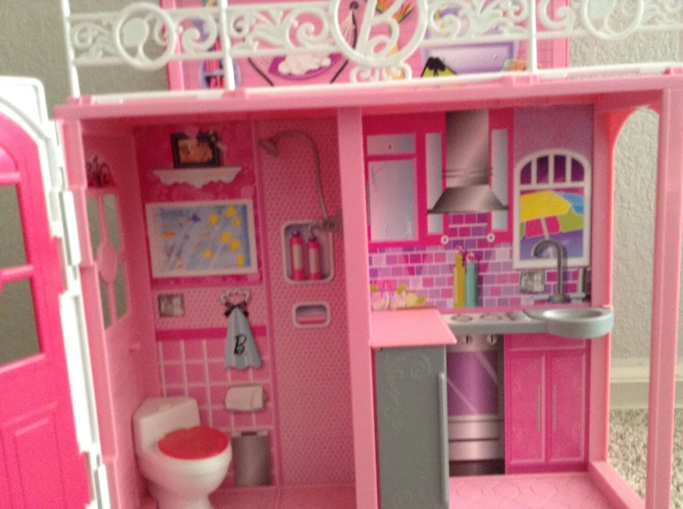 Estuche para casa de muñecas Barbie Mattel 2009 vintage excelente estado. Foto 3 de 4