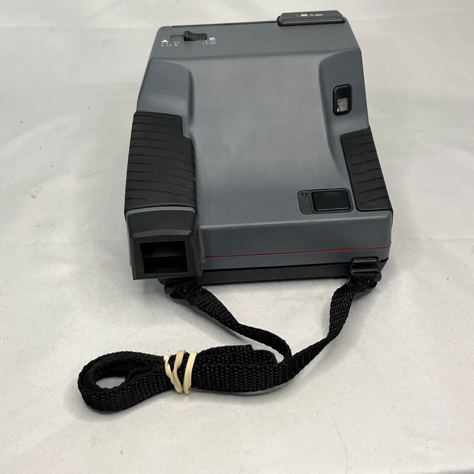 POLAROID Impulse Portrait 600 Instant Land Camera - In Excellent Condition - Bild 4 von 4