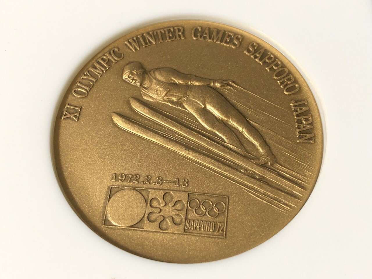 Médaille Commémorative Vintage Jeux Olympiques De Sapporo 1972 - Plaqué Or 18K - Boîte D'Origine Okamoto
