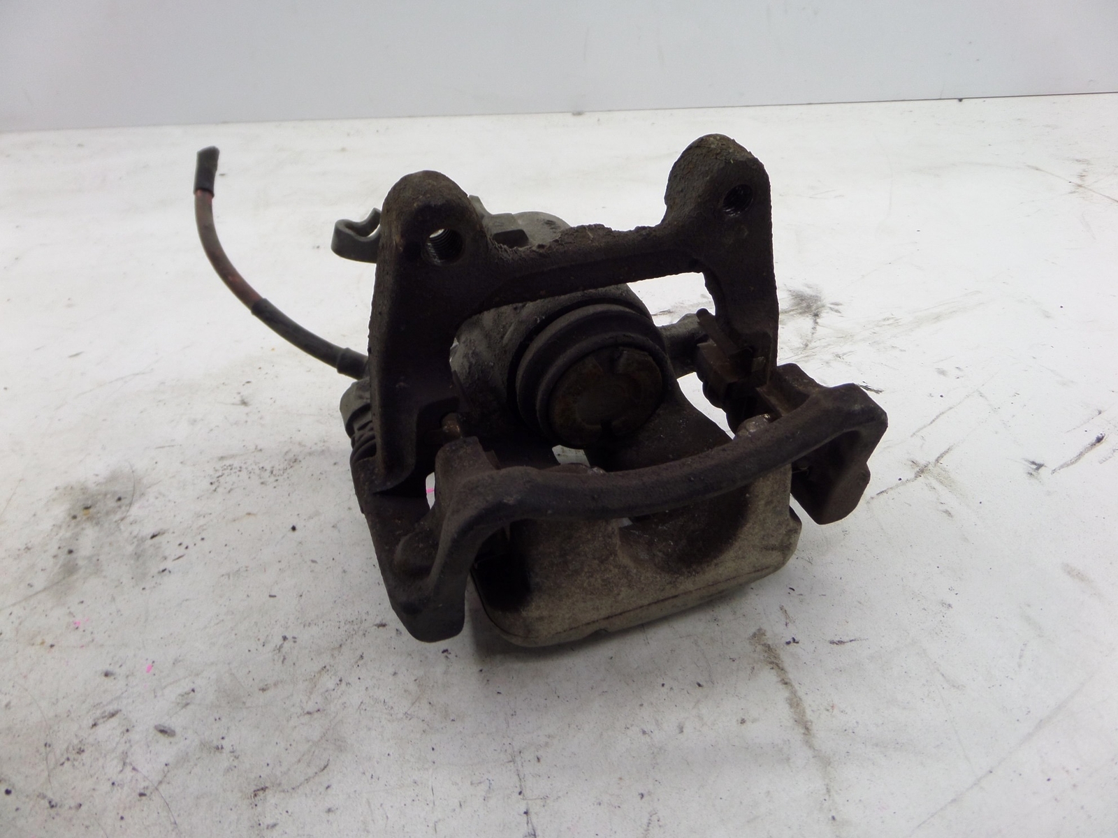 Audi A3 Left Rear Brake Caliper 8P 0608 OEM eBay