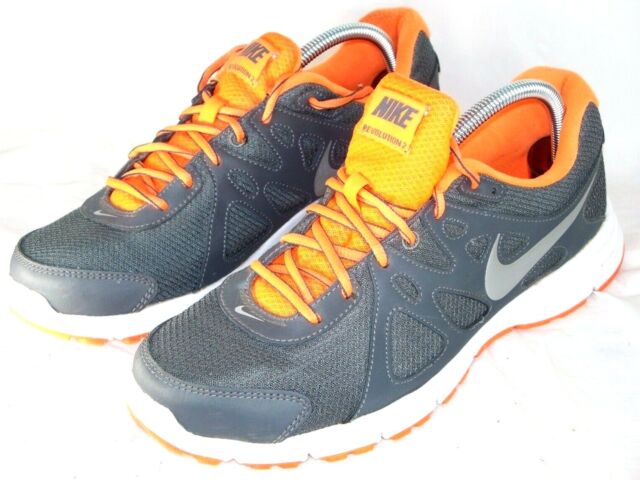 nike running shoes grey and orange