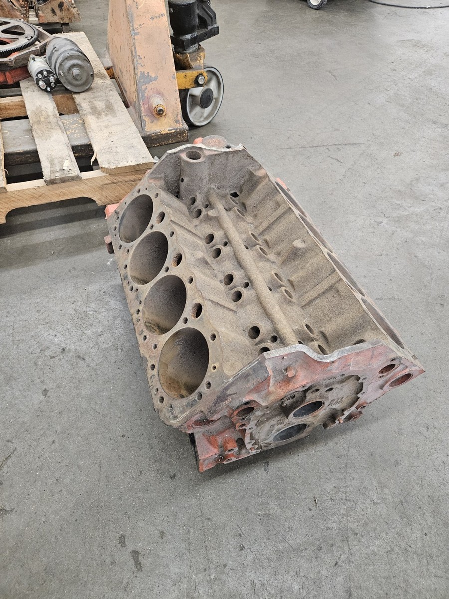 leonページ 1968 CORVETTE 3914678 678 ENGINE BLOCK STD BORE 327 Large