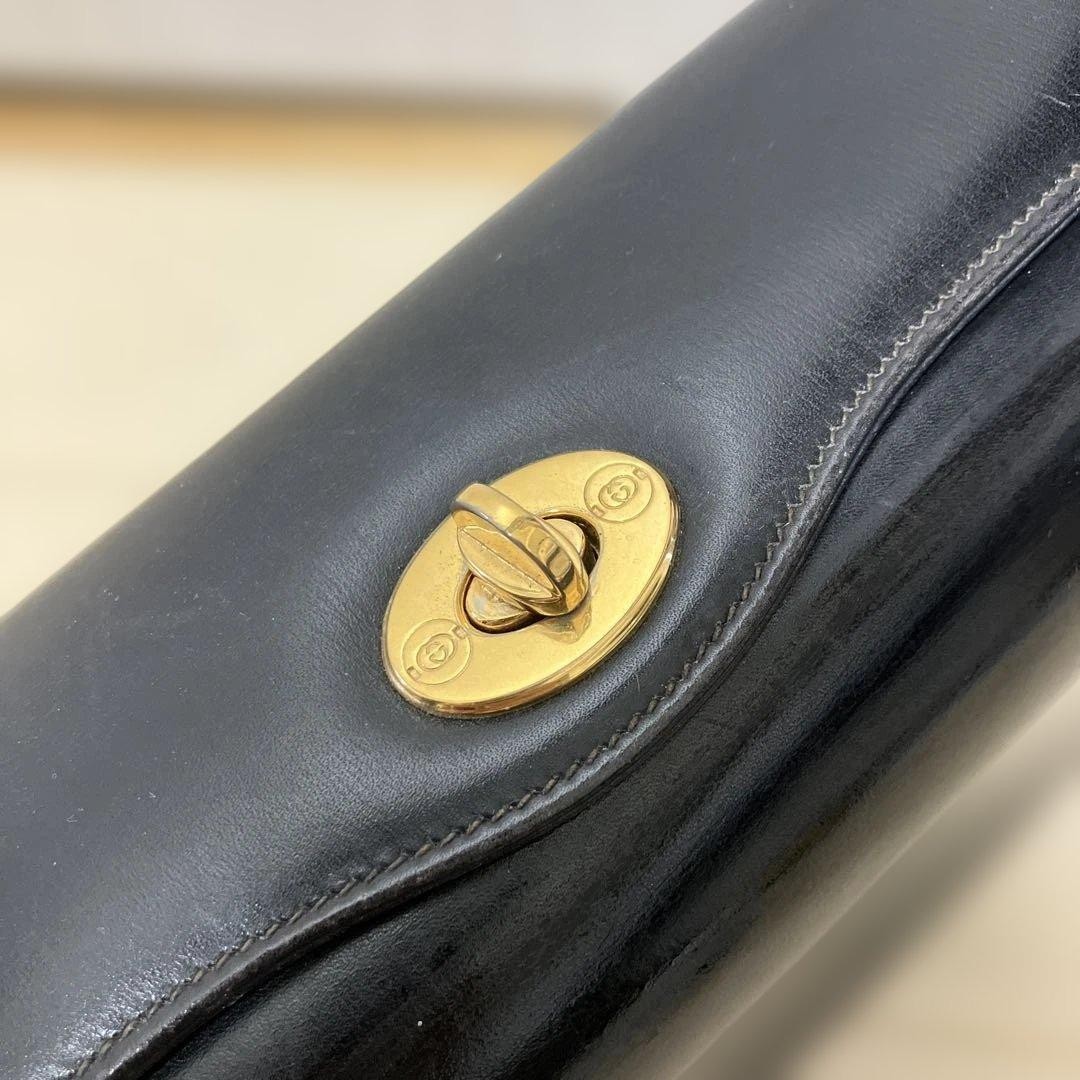 GUCCI Turn Lock Handbag Leather Black Luxury Retro Style Vintage Logo From Japan thumbnail 4