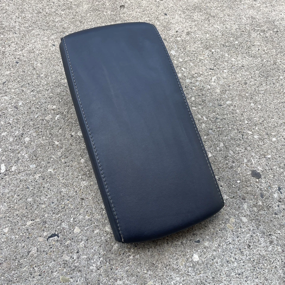 Lexus Es350 ES300h 2013-2018 consola central reposabrazos tapa cubierta OEM (como nuevo) Foto 2 de 4