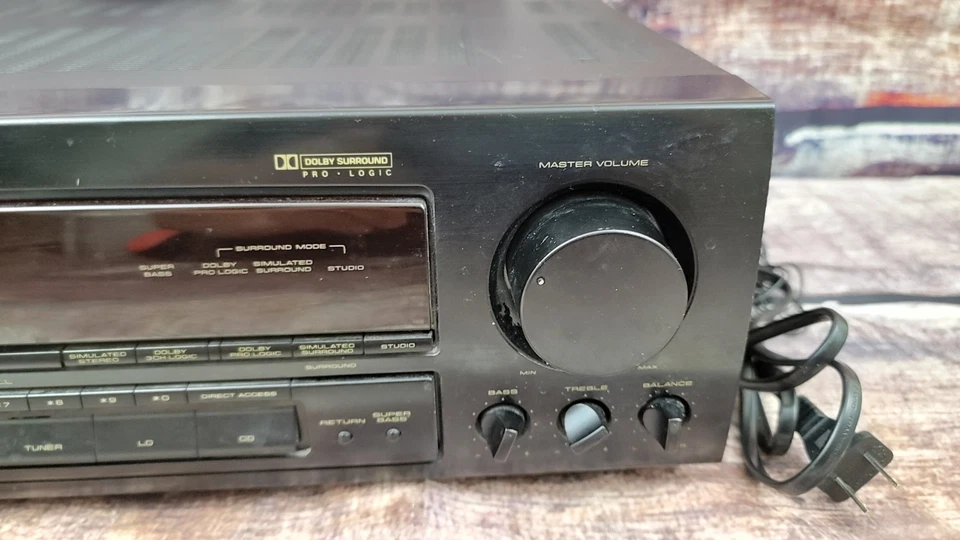 Pioneer Stereo Receiver VSX-403 Dolby Surround Pro-Logic Audio/Video Amplifier - Image 4 of 4