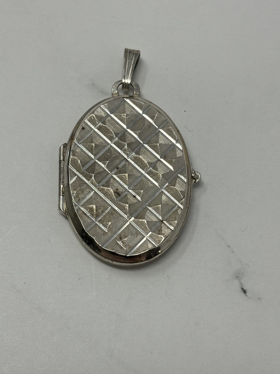 Vintage German 835 Silver Oval Locket W/photos Signed K&L Vintage German 835 Silver Oval Locket W/photos Signed K&L