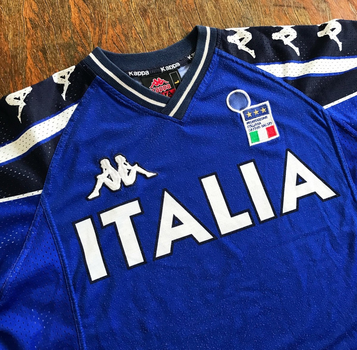 Italy 2000 Kappa training shirt Calcio. Prepared for players