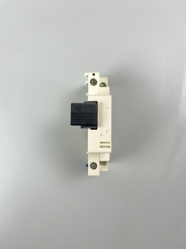 2x Schneider Electric GVAX116 disparador de disparos de voltaje - Imagen 3 de 5