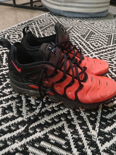 Nike Air vapor max plus with orange crimson and black 