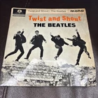 THE BEATLES TWIST AND SHOUT 7" VINYL 4 TRACK E.P. 45rpm. GEP 8882 1963 MONO