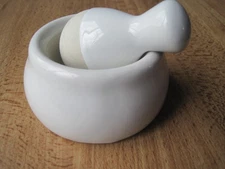Martha Stewart small white glazed stoneware mortar and pestle kitchen tool