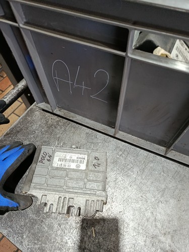 Original VW Polo III 6N Motorsteuergerät 030906027E 0261203932 Motor Steuergerät