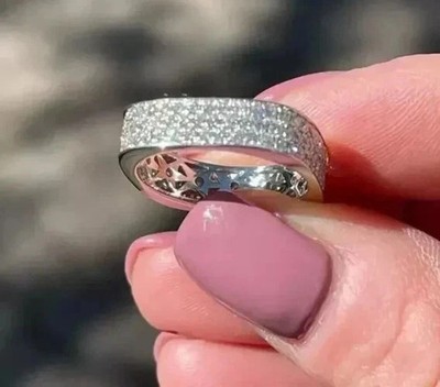 2Ct Round Cut VVS1 Moissanite Valentine Gift Ring 14K White Gold Plated