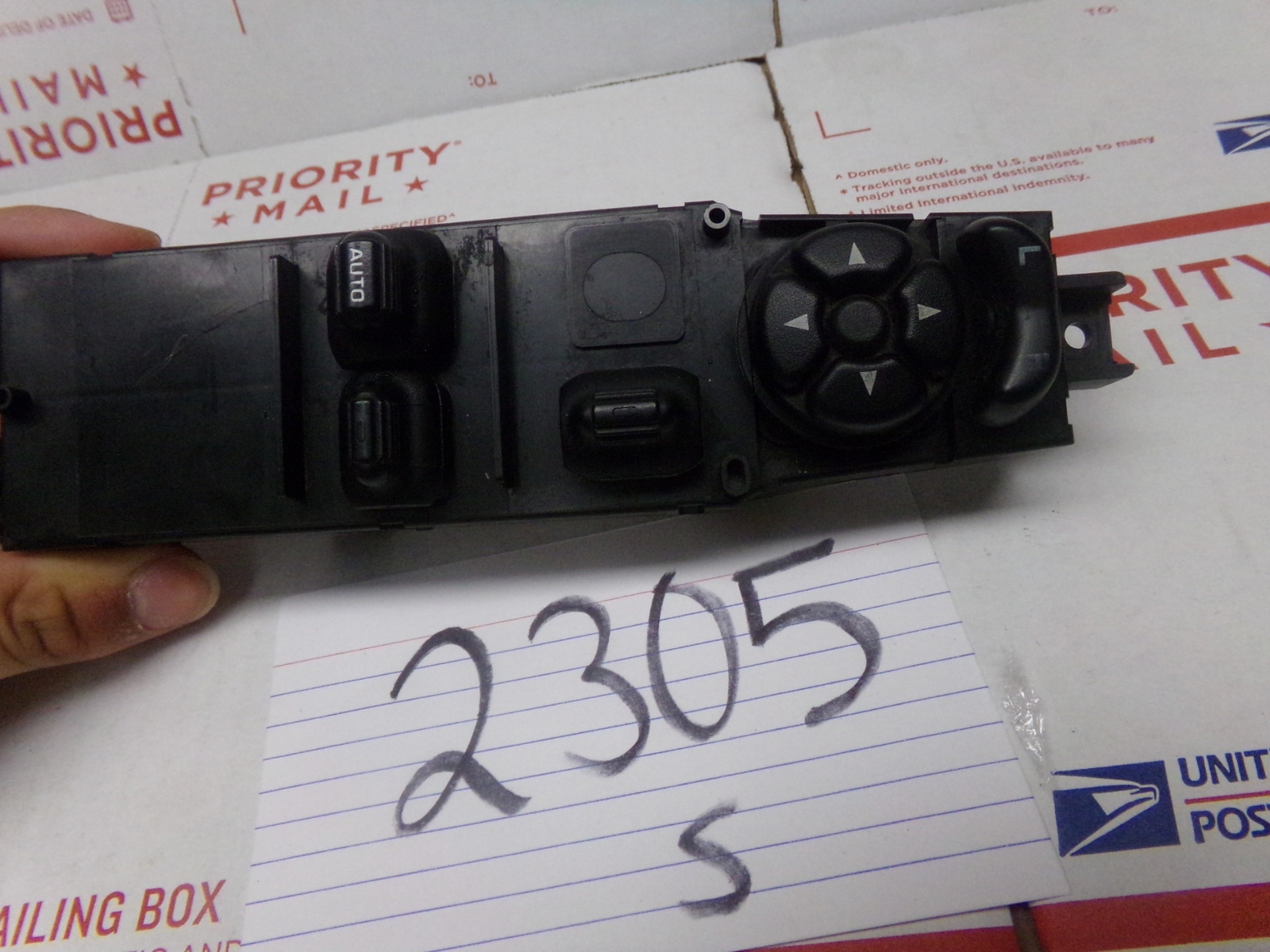 02 03 04 05 RAM 1500 Used DRIVER Master Power Window Switch #2305-S